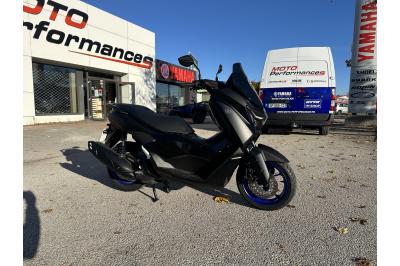 YAMAHA NMAX 125