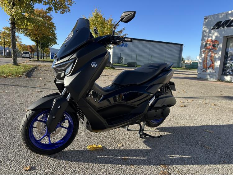 YAMAHA NMAX 125