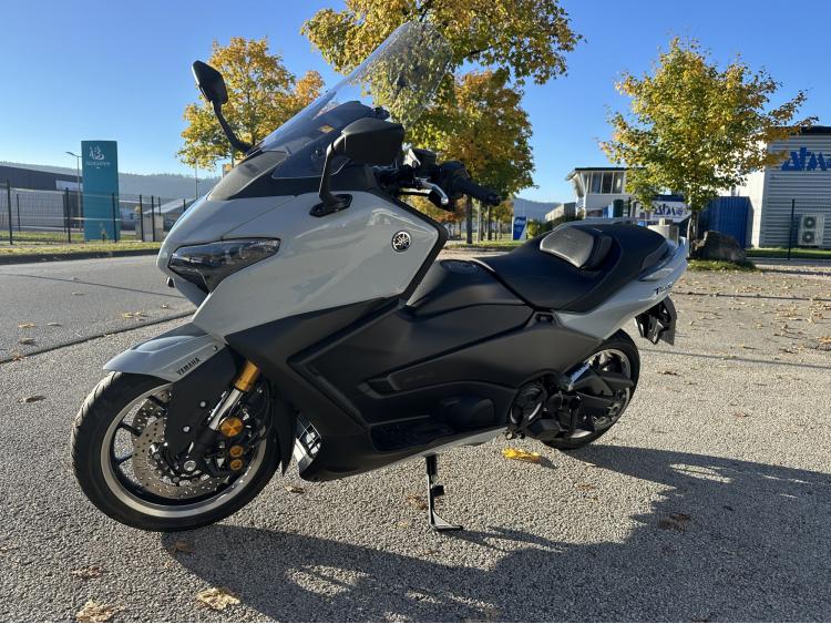 YAMAHA XP T-MAX 560 TECH MAX